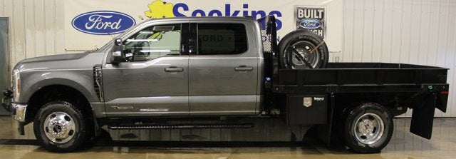 2024 Ford Super Duty F-350 DRW LARIAT