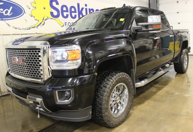 2015 GMC Sierra 2500HD available WiFi Denali