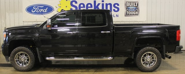 2015 GMC Sierra 2500HD available WiFi Denali