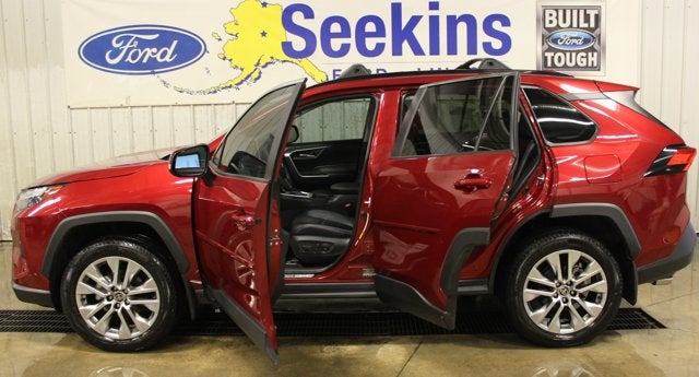 2024 Toyota RAV4 XLE Premium