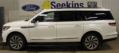 2023 Lincoln Navigator L Reserve