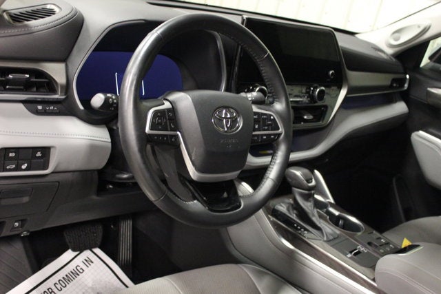 2023 Toyota Highlander Hybrid Limited