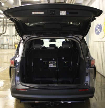 2022 Toyota Sienna XLE