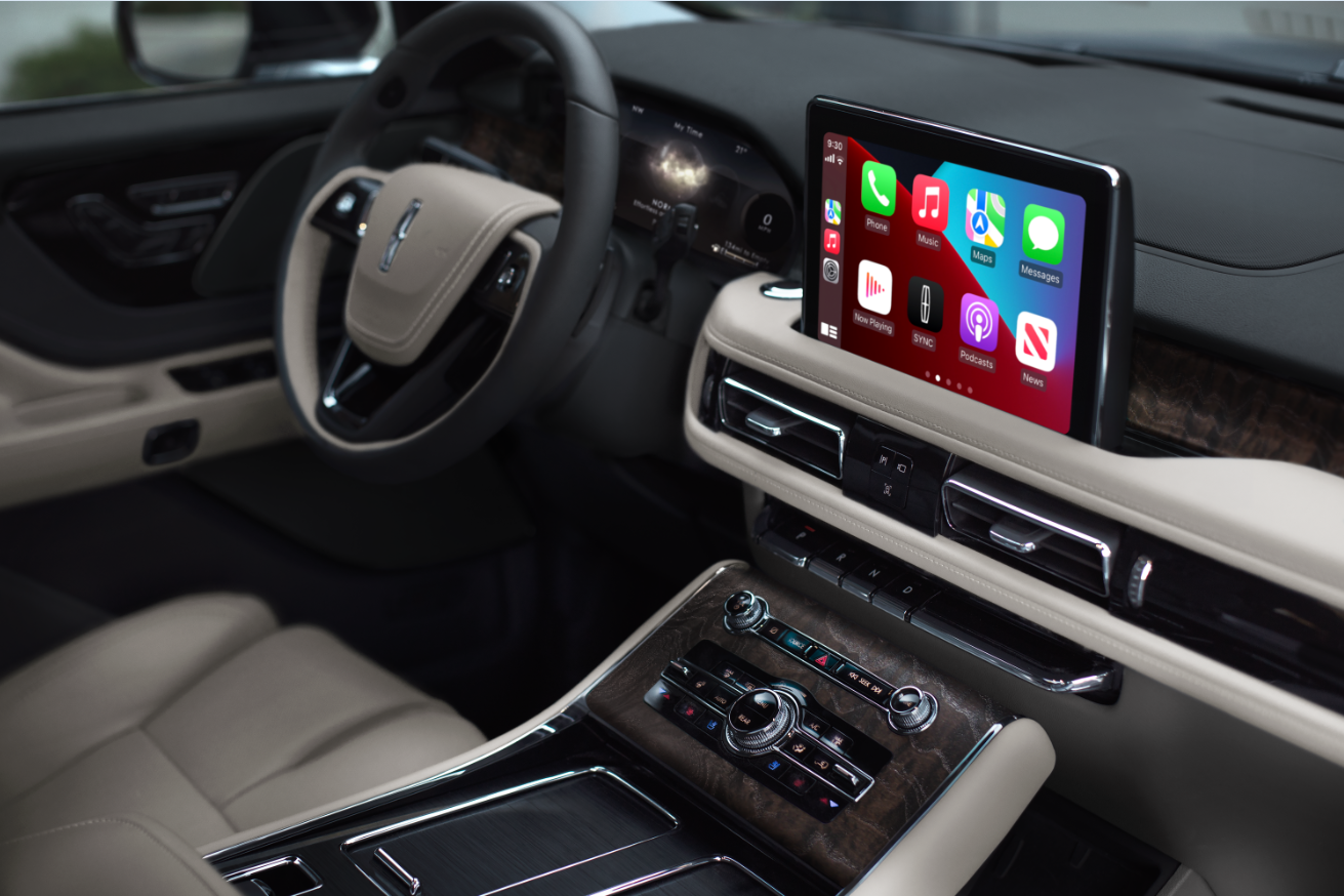 The interior of a Lincoln Aviator® SUV is shown with emphasis on the center touchscreen | Seekins Lincoln in Fairbanks AK