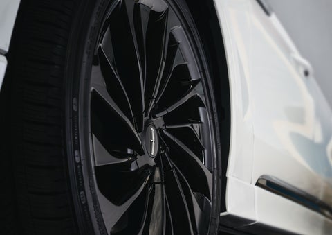 The wheel of the available Jet Appearance package is shown | Seekins Lincoln in Fairbanks AK