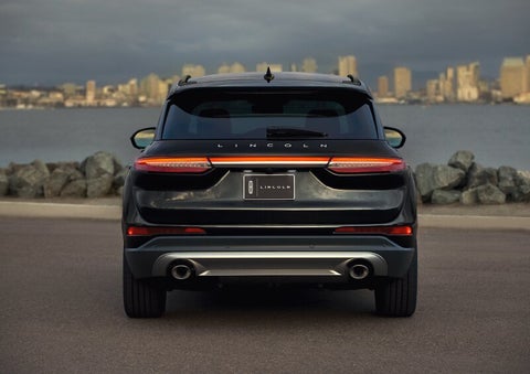 The rear lighting of the 2025 Lincoln Corsair® SUV spans the entire width of the vehicle. | Seekins Lincoln in Fairbanks AK