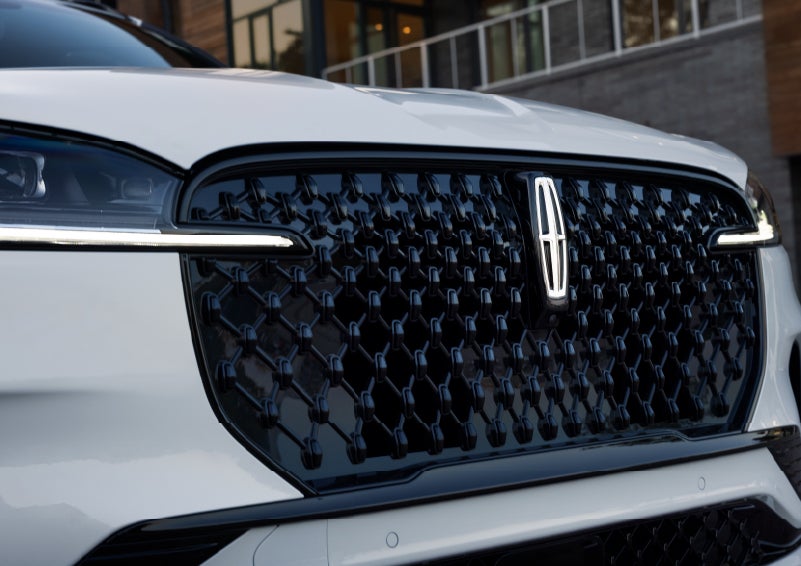 The front grille of a 2026 Lincoln Aviator® SUV is shown. | Seekins Lincoln in Fairbanks AK